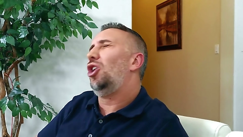 Free Gagging Porn Videos - desipornmovs.com